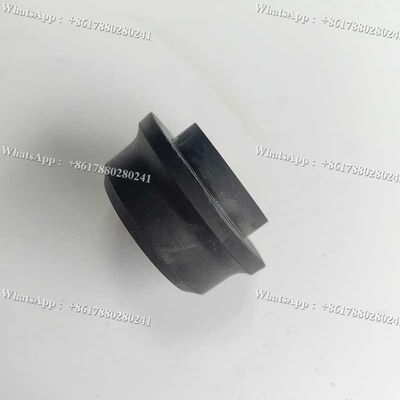 930577=2 عدد پایه لاستیکی موتور واحد تبرید THERMO KING سری T مدل T-600M T-800M T-1000M T-680Pro T-880Pro T-1080Pro 2E23551H01